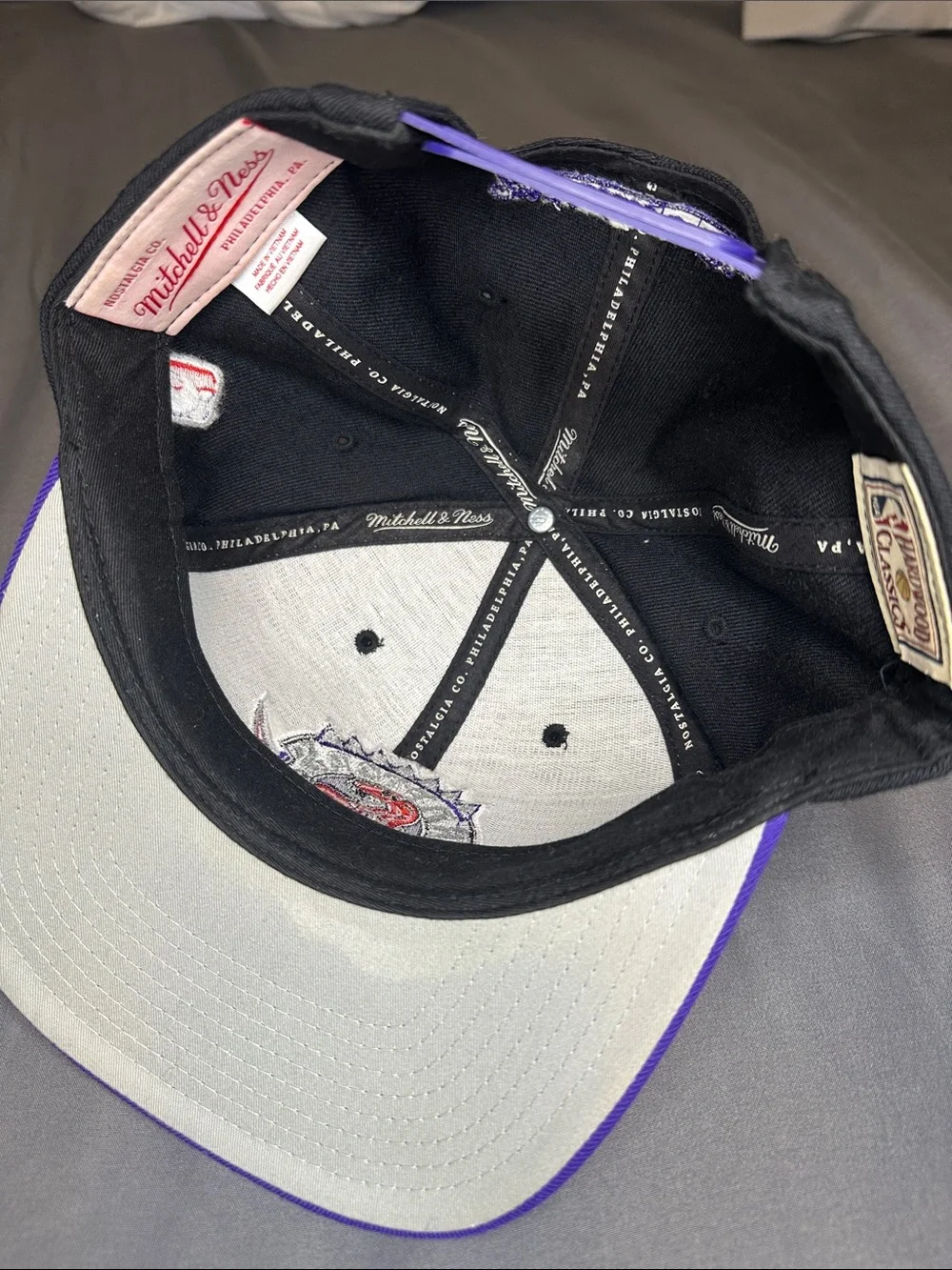 Mitchell & Ness classic toronto